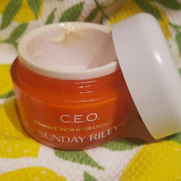 Meet your Posher, Stacey - Picture 6 of 13